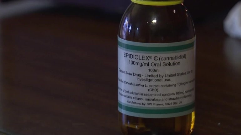 How To Use CBD Oil Aurora 
      MO 65605